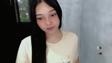 Shanti xhey online show from November 6, 2025, 3:51 am