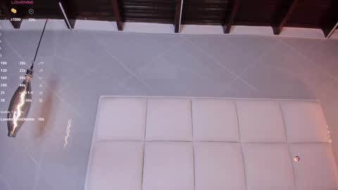     online show from December 23, 2024, 4:06 pm