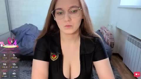 alisawyn online show from November 5, 2025, 7:41 am