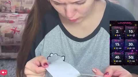 alisawyn online show from November 25, 2025, 4:12 am