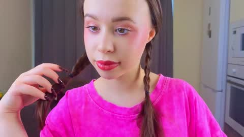 alise online show from February 6, 2025, 11:54 am