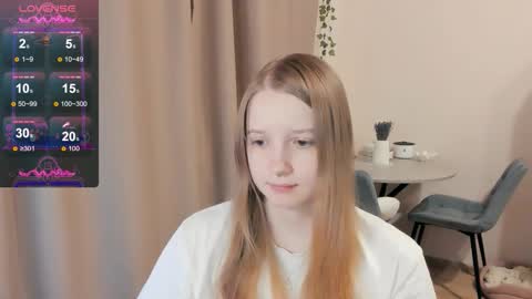 Alya online show from September 30, 2025, 6:24 pm