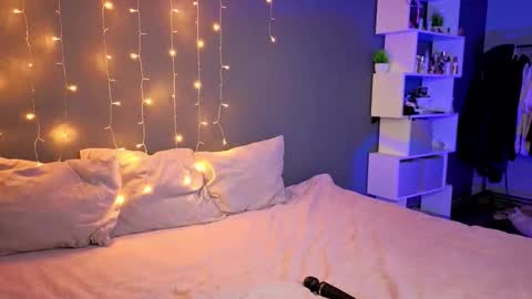 Snapshot of alishaaneta chatting on October 28, 2025, 1:58 pm Alisha online show from October 28, 2025, 1:58 pm