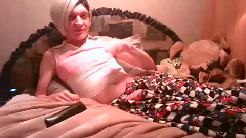 Snapshot of alishaluv chatting on November 3, 2025, 1:29 am Alisha online show from November 3, 2025, 1:29 am