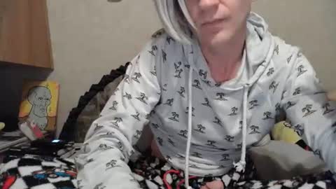 Snapshot of alishaluv chatting on November 4, 2025, 4:55 am Alisha online show from November 4, 2025, 4:55 am