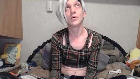 Snapshot of alishaluv chatting on November 21, 2025, 9:52 am Alisha online show from November 21, 2025, 9:52 am