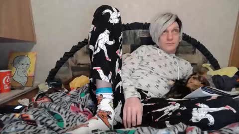 Snapshot of alishaluv chatting on November 28, 2025, 1:52 am Alisha online show from November 28, 2025, 1:52 am