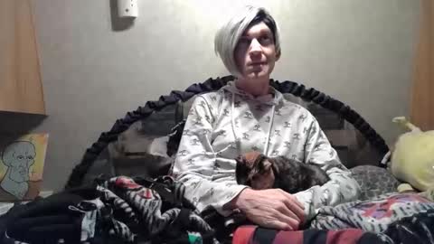 Snapshot of alishaluv chatting on December 3, 2025, 2:19 am Alisha online show from December 3, 2025, 2:19 am