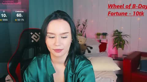 Snapshot of alisia_mars chatting on December 14, 2024, 7:14 pm Alisia online show from December 14, 2024, 7:14 pm