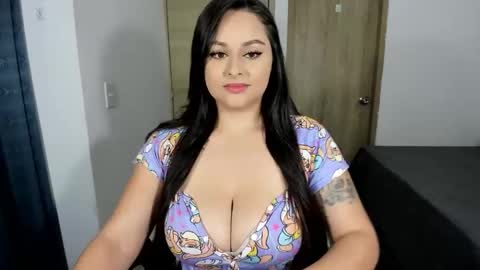 alisia online show from December 3, 2025, 10:08 pm