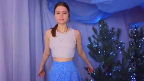 Snapshot of alisia_spinnet chatting on December 30, 2024, 7:15 am Alisia online show from December 30, 2024, 7:15 am