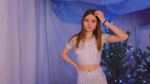 Snapshot of alisia_spinnet chatting on January 4, 2025, 12:38 pm Alisia online show from January 4, 2025, 12:38 pm