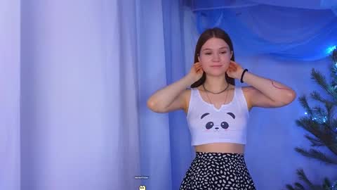 Snapshot of alisia_spinnet chatting on January 5, 2025, 7:17 am Alisia online show from January 5, 2025, 7:17 am