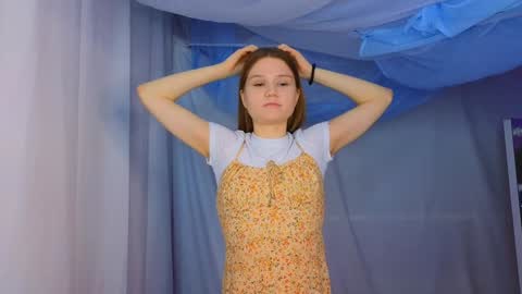 Snapshot of alisia_spinnet chatting on January 10, 2025, 6:53 am Alisia online show from January 10, 2025, 6:53 am