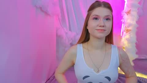 Snapshot of alisia_spinnet chatting on November 3, 2025, 3:46 pm Alisia online show from November 3, 2025, 3:46 pm