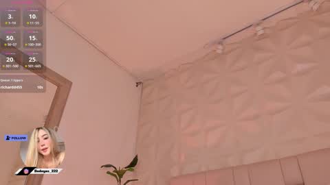 Snapshot of alison222_ chatting on December 26, 2024, 10:52 pm A L I S O N online show from December 26, 2024, 10:52 pm