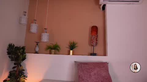 Snapshot of alison222_ chatting on November 13, 2025, 8:19 pm A L I S O N online show from November 13, 2025, 8:19 pm