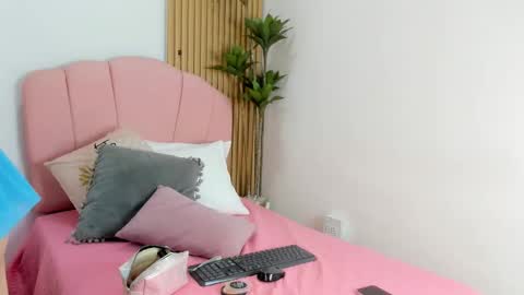 Alison online show from November 26, 2025, 11:33 am