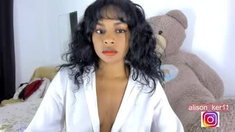 Snapshot of alison_ker chatting on February 9, 2025, 6:43 am Sofias house online show from February 9, 2025, 6:43 am