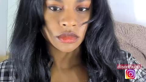 Snapshot of alison_ker chatting on February 22, 2025, 6:06 am Sofias house online show from February 22, 2025, 6:06 am