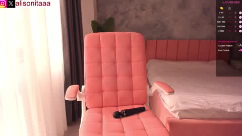 alisonita online show from March 10, 2025, 1:32 pm