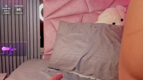 Snapshot of alisse_miller chatting on January 26, 2025, 9:29 am Alisse Miller online show from January 26, 2025, 9:29 am