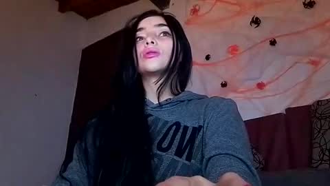 Alisson369  online show from October 28, 2025, 9:57 am