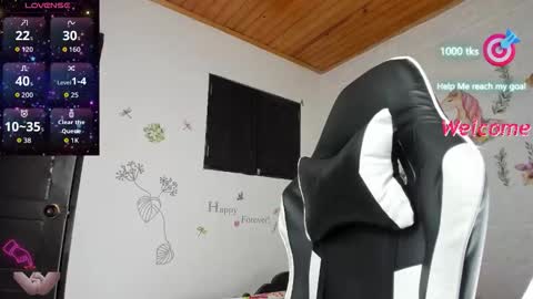 Snapshot of alisson_hoffman05 chatting on October 24, 2025, 1:51 pm Alisson hoffman05 online show from October 24, 2025, 1:51 pm