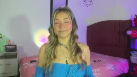 Alisson IG alisson zafiro27 online show from December 17, 2024, 12:11 pm