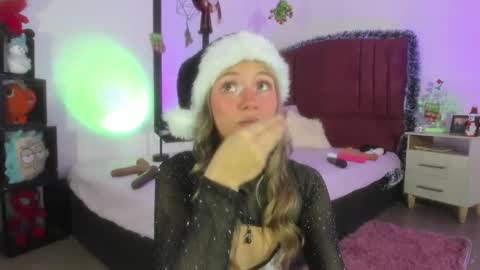 Alisson IG alisson zafiro27 online show from December 24, 2024, 12:11 pm