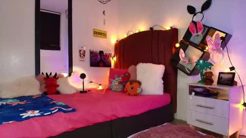 Alisson IG alisson zafiro27 online show from March 11, 2025, 6:43 am