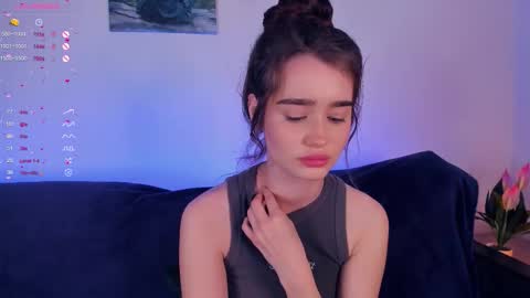 Snapshot of alivialovely chatting on October 10, 2025, 9:41 am Alivia online show from October 10, 2025, 9:41 am