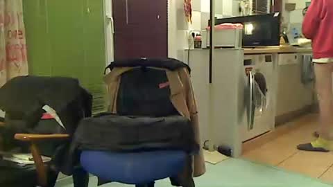 Sandwich online show from December 5, 2025, 8:27 pm