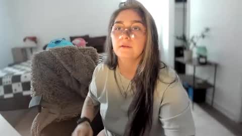 Snapshot of alix_valentine chatting on September 18, 2025, 10:56 pm alix_valentine online show from September 18, 2025, 10:56 pm