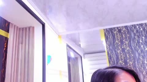 Snapshot of alixlong chatting on December 31, 2024, 9:21 am Alix online show from December 31, 2024, 9:21 am