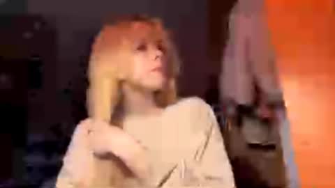 Lina online show from December 15, 2025, 7:56 am