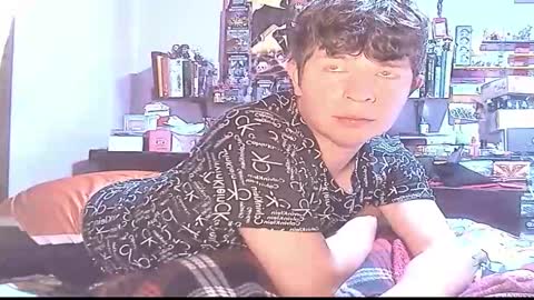 Snapshot of allex14141414xd chatting on December 4, 2025, 5:17 am allex14141414xd online show from December 4, 2025, 5:17 am