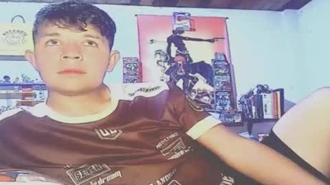 Snapshot of allex14141414xd chatting on December 14, 2025, 10:47 pm allex14141414xd online show from December 14, 2025, 10:47 pm