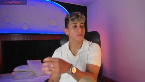 Snapshot of allexcano chatting on February 28, 2025, 12:20 pm Allex online show from February 28, 2025, 12:20 pm