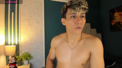 Snapshot of allexcano chatting on March 8, 2025, 6:43 am Allex online show from March 8, 2025, 6:43 am