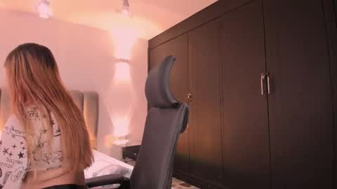 Snapshot of allicelover chatting on October 24, 2025, 11:50 am ALLICE online show from October 24, 2025, 11:50 am