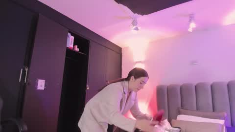 Snapshot of allicelover chatting on December 3, 2025, 11:41 am ALLICE online show from December 3, 2025, 11:41 am