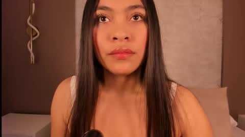 Snapshot of allie_bruce chatting on October 12, 2025, 2:54 am A L L I E online show from October 12, 2025, 2:54 am