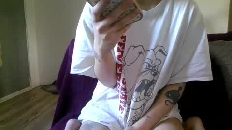 Snapshot of alliebearx chatting on January 26, 2025, 6:16 pm alliebearx online show from January 26, 2025, 6:16 pm