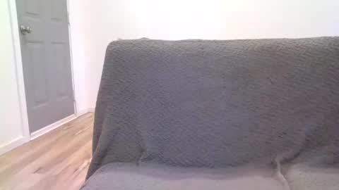 Snapshot of alliebearx chatting on February 11, 2025, 4:56 pm alliebearx online show from February 11, 2025, 4:56 pm