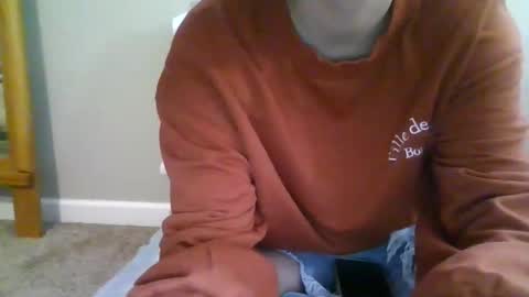 alliebearx online show from October 2, 2025, 10:17 pm