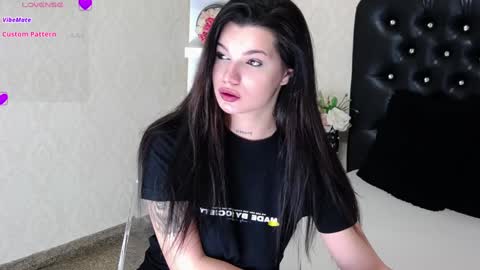 Snapshot of allisonn223 chatting on January 26, 2025, 8:34 pm Deea online show from January 26, 2025, 8:34 pm