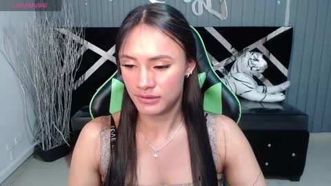 Snapshot of allisson_a chatting on January 22, 2025, 6:42 am Allisson online show from January 22, 2025, 6:42 am