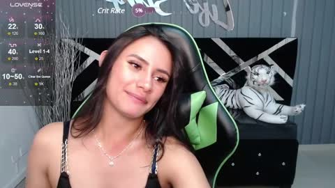 Snapshot of allisson_a chatting on January 23, 2025, 6:39 am Allisson online show from January 23, 2025, 6:39 am