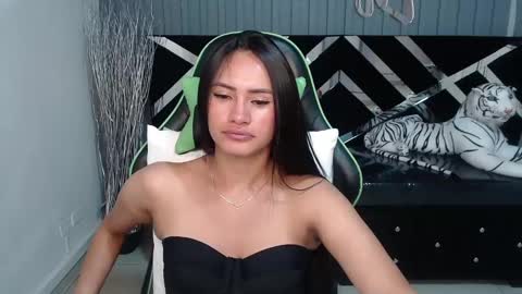 Snapshot of allisson_a chatting on February 5, 2025, 9:25 am Allisson online show from February 5, 2025, 9:25 am